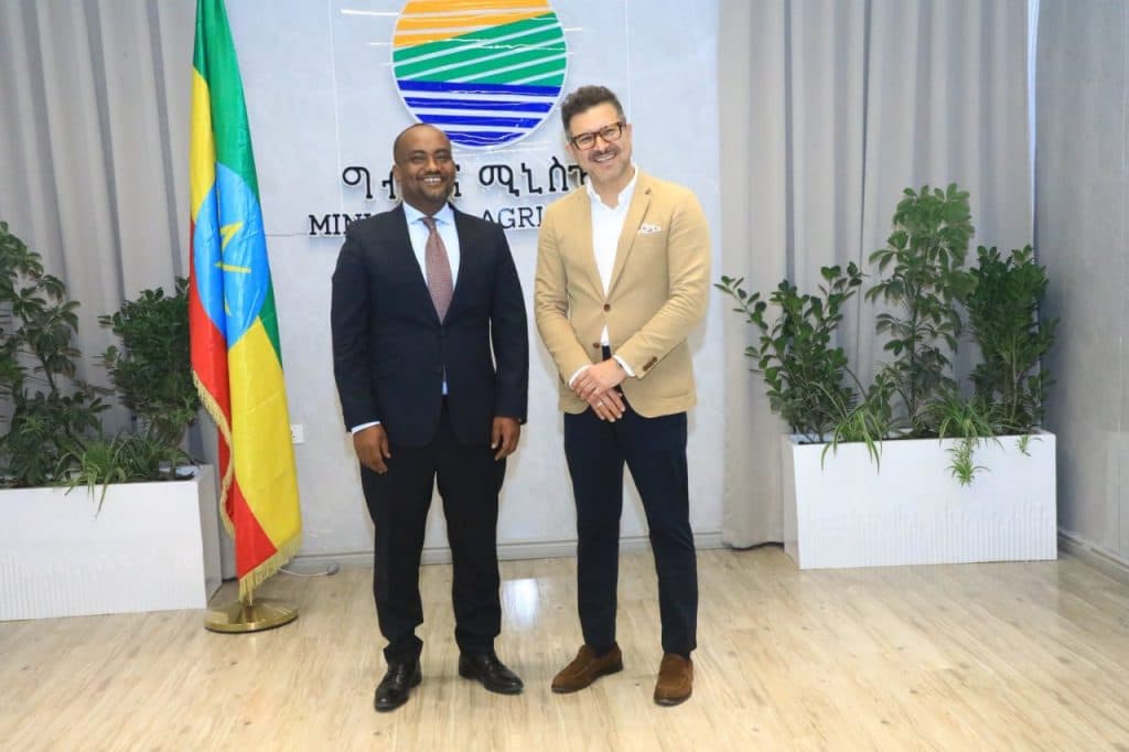 Ethiopia, Starbucks Discuss Expanding Strategic Coffee Partnership